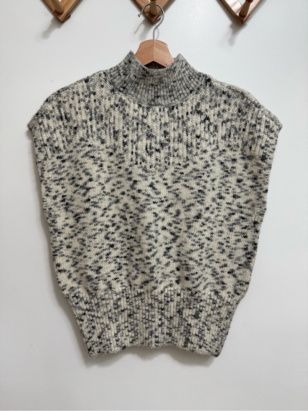 Loft Speckled Mockneck Sweater Vest Ribbed Women Small NWT 2025 Winter Ski Cabin